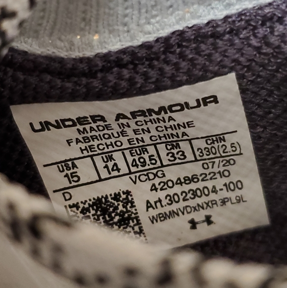 UA Project Rock 3 CNY Trainers - Picture 9 of 12